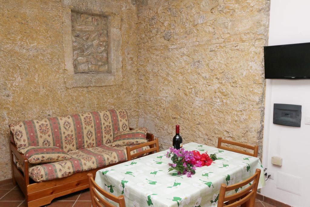Residenza La Vigna Apart otel Parghelia Dış mekan fotoğraf